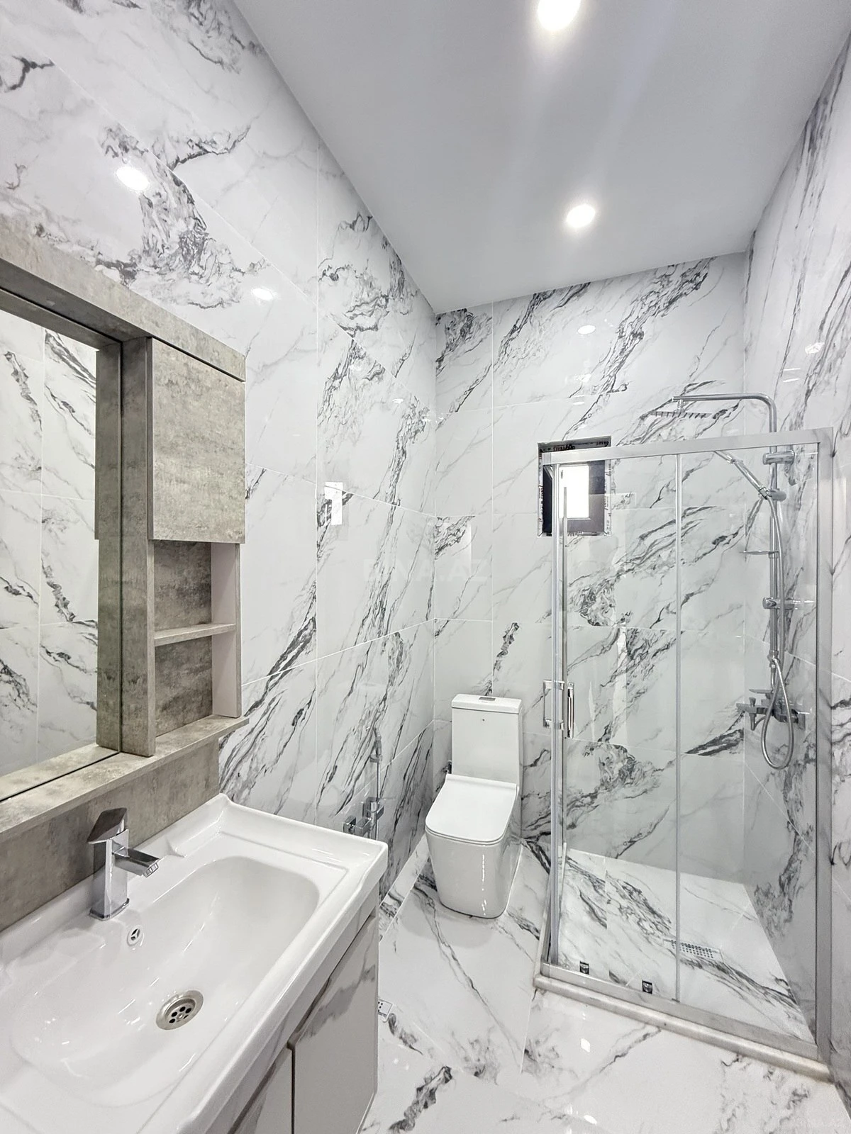 Satılır 4 otaqlı həyət evi 125 m²