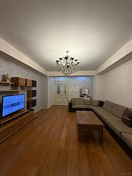 Satılır 3 otaqlı mənzil 83 m²