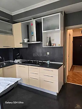 Kirayə verilir 4 otaqlı mənzil 250 m² — Bakı 4 otaq 250.00 m²