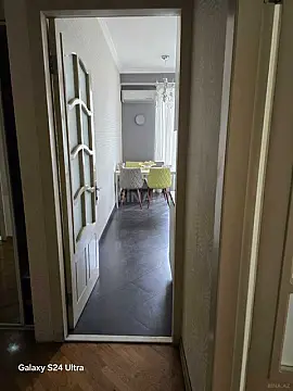 Kirayə verilir 4 otaqlı mənzil 250 m²