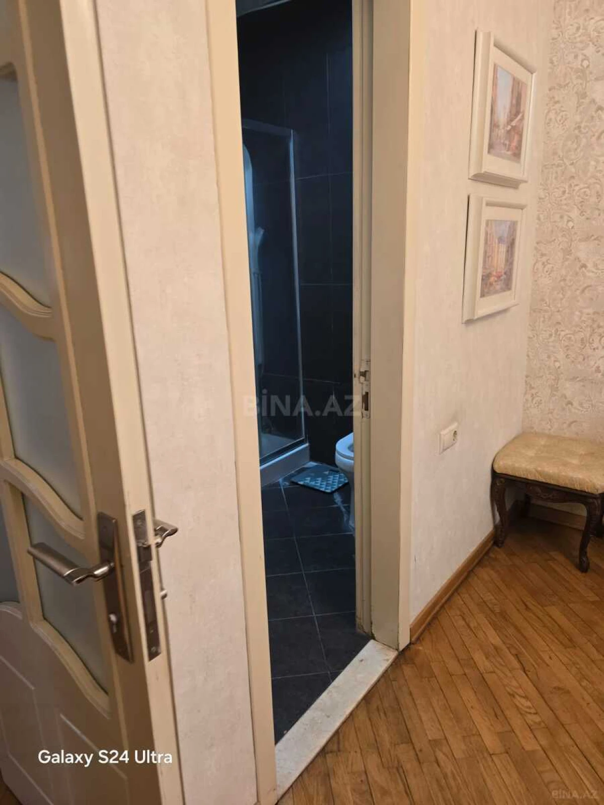 Kirayə verilir 4 otaqlı mənzil 250 m²