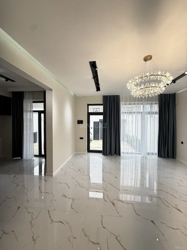 Satılır 4 otaqlı həyət evi 135 m²