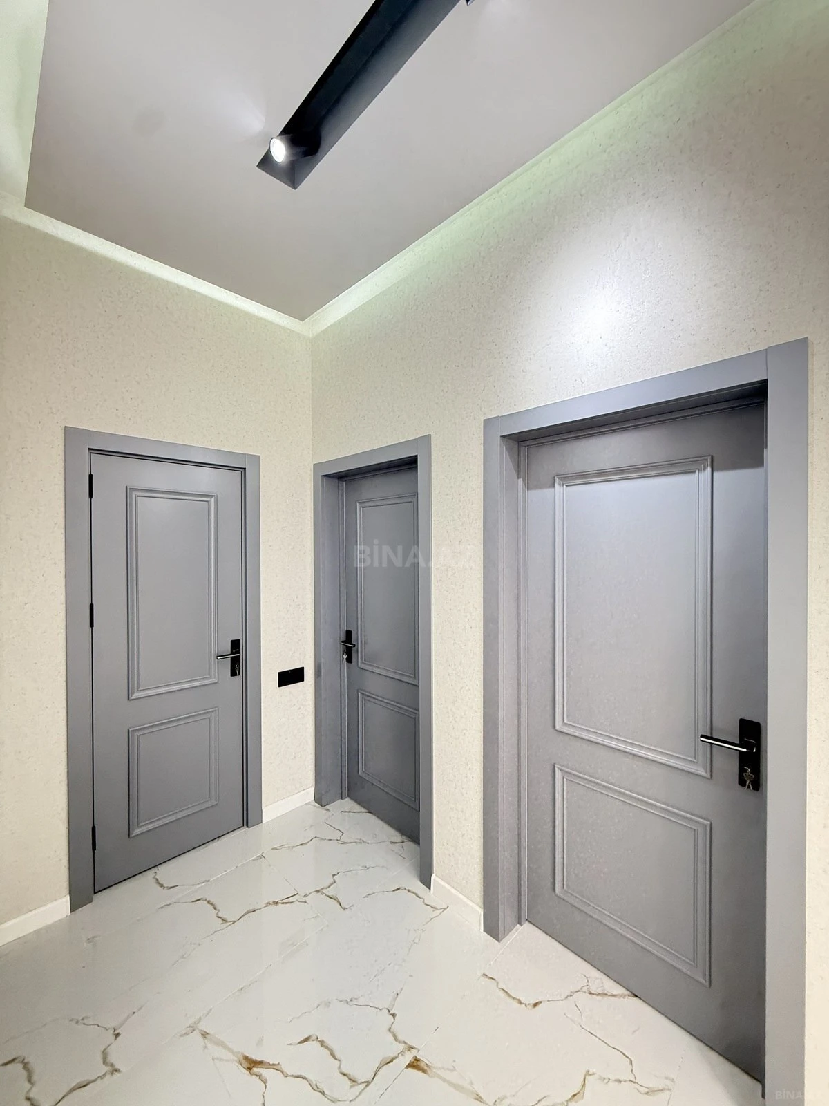 Satılır 4 otaqlı həyət evi 135 m²