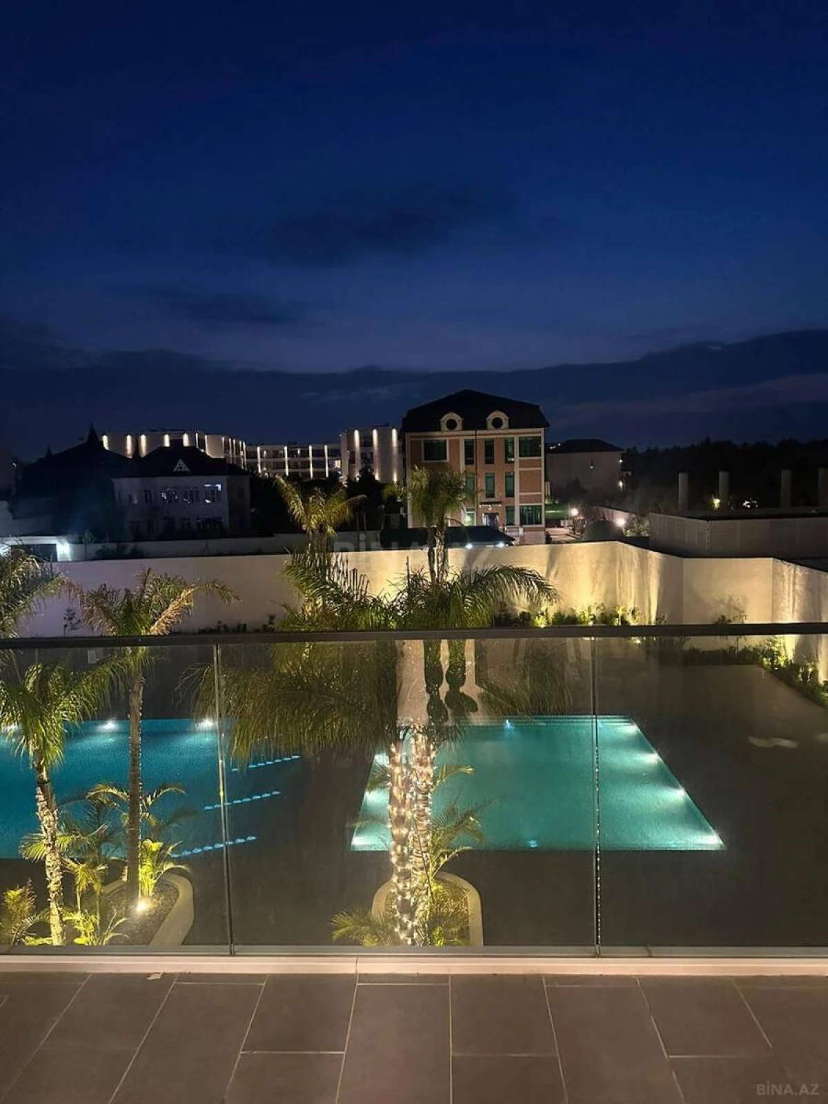 Satılır 1 otaqlı mənzil 52 m²