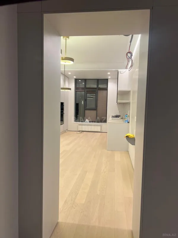 Satılır 3 otaqlı mənzil 102.3 m²