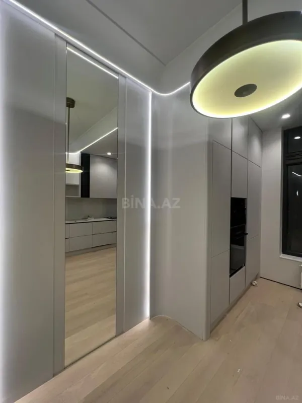 Satılır 3 otaqlı mənzil 102.3 m²