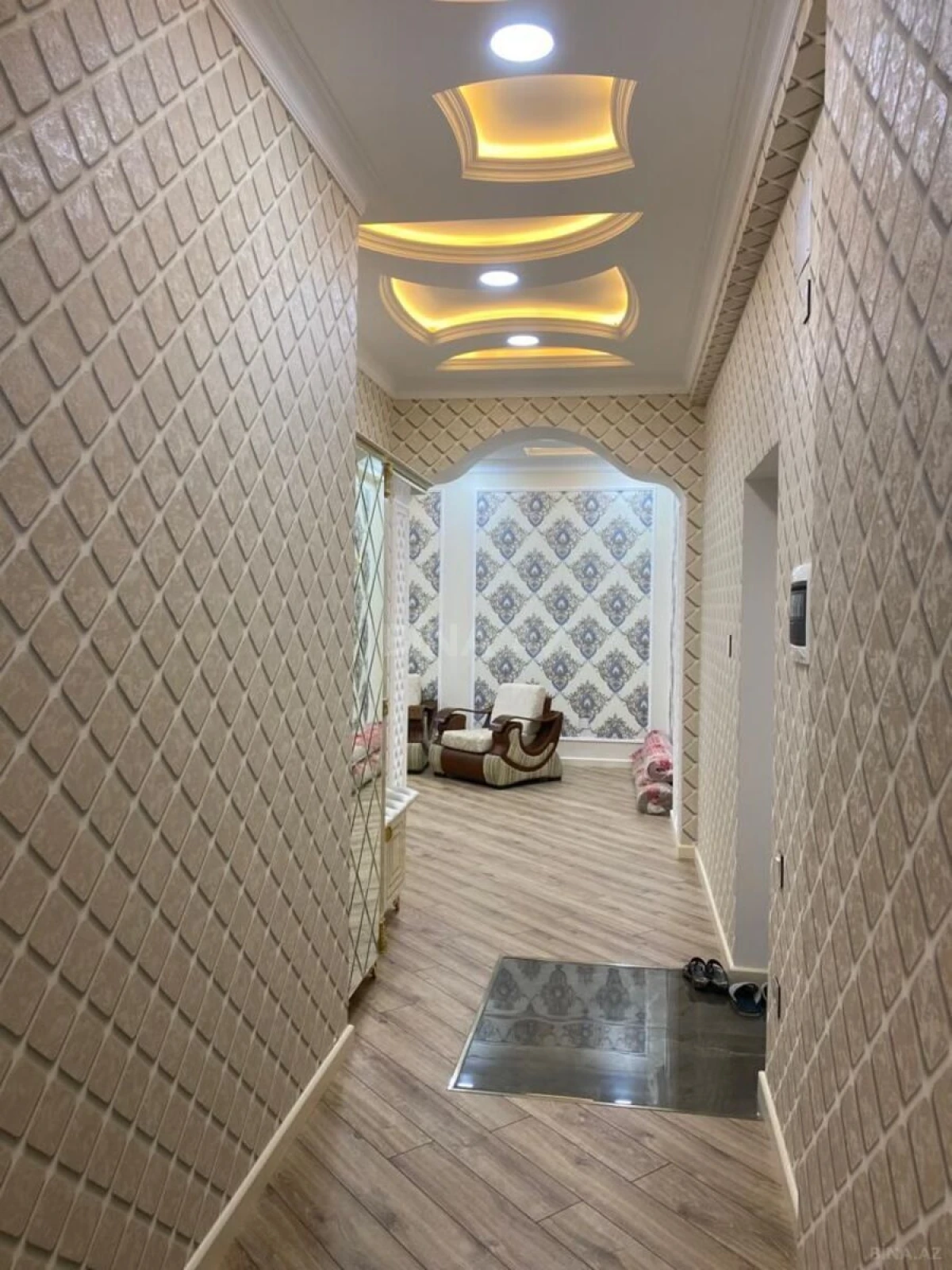 Satılır 2 otaqlı mənzil 95 m²