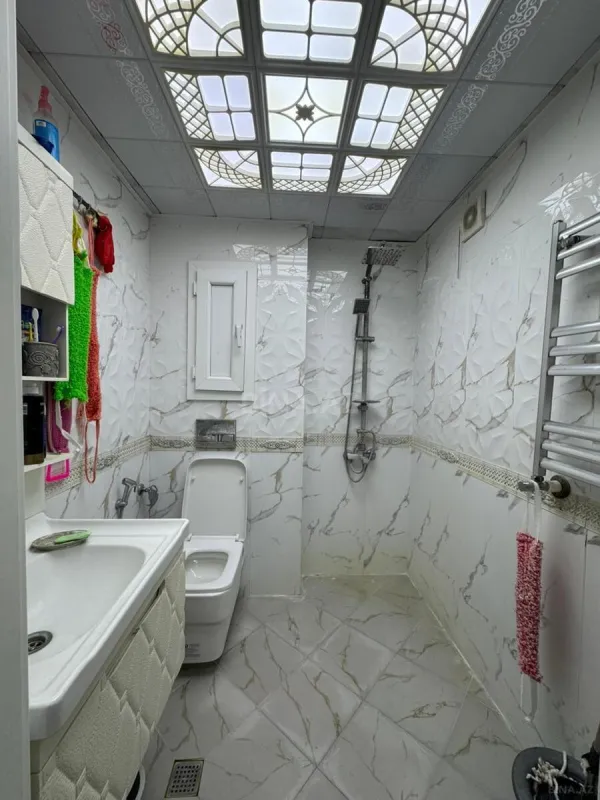 Satılır 2 otaqlı mənzil 60 m²