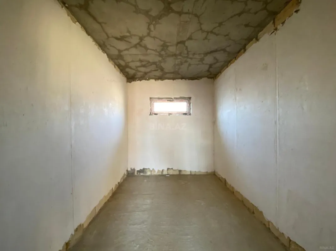 Satılır 5 otaqlı həyət evi 370 m²