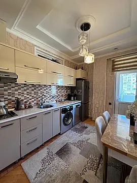 Satılır 3 otaqlı mənzil 96 m²