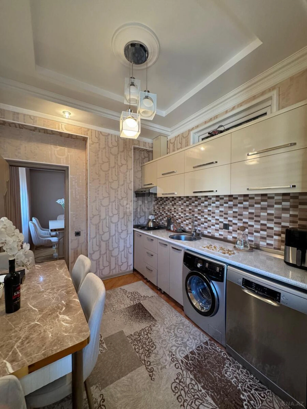 Satılır 3 otaqlı mənzil 96 m²