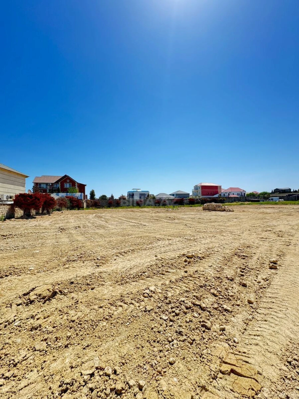 Satılır torpaq sahəsi 100 m²