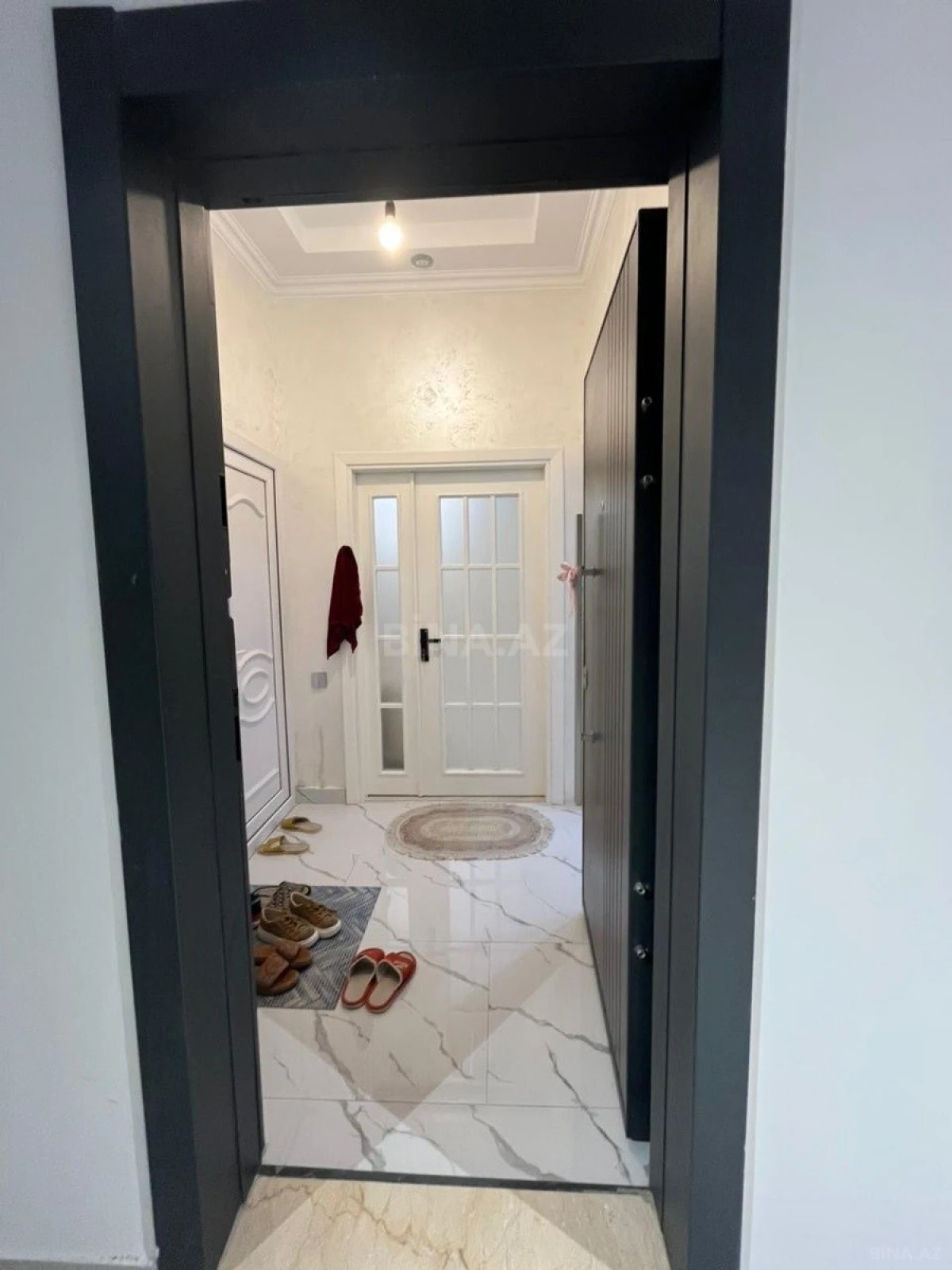 Satılır 2 otaqlı mənzil 73 m²