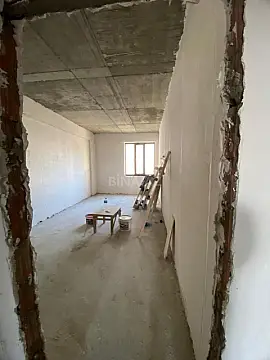 Satılır 3 otaqlı mənzil 164 m²