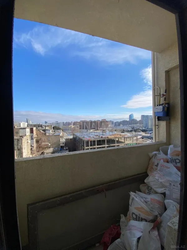 Satılır 3 otaqlı mənzil 164 m²