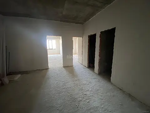 Satılır 3 otaqlı mənzil 164 m²
