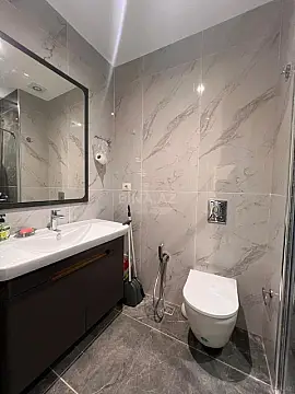 Kirayə verilir 2 otaqlı mənzil 72 m²