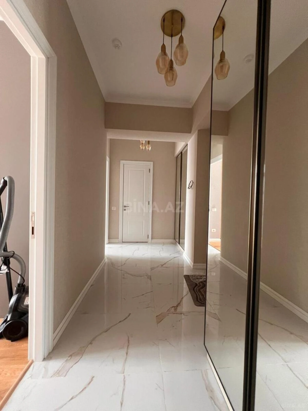 Kirayə verilir 2 otaqlı mənzil 72 m²