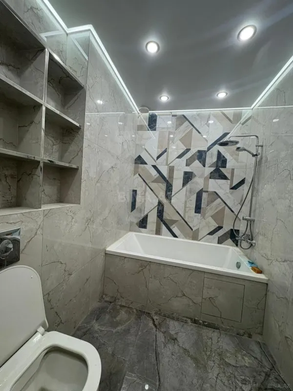 Satılır 2 otaqlı mənzil 73 m²