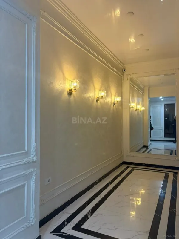 Satılır 2 otaqlı mənzil 73 m²
