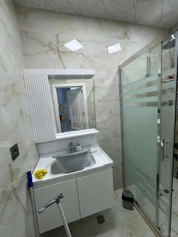 Kirayə verilir 3 otaqlı mənzil 100 m²