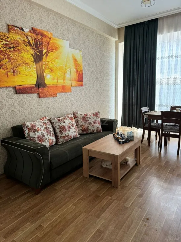 Kirayə verilir 2 otaqlı mənzil 54 m²