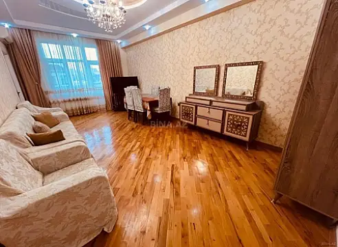 Satılır 3 otaqlı mənzil 100 m² — Bakı, Həzi Aslanov qəs. 3 otaq 100.00 m²