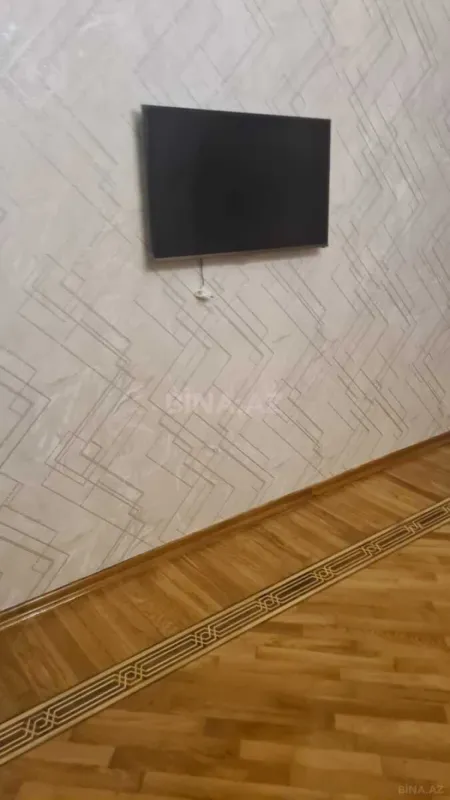 Kirayə verilir 3 otaqlı mənzil 138 m²