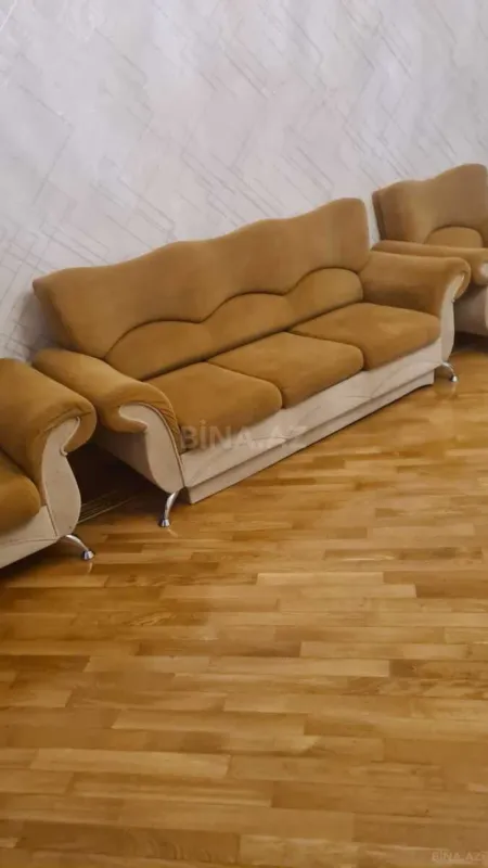 Kirayə verilir 3 otaqlı mənzil 138 m²