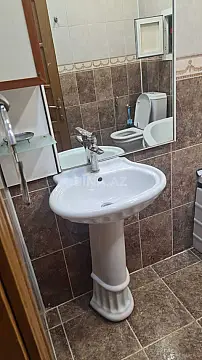 Kirayə verilir 3 otaqlı mənzil 138 m²