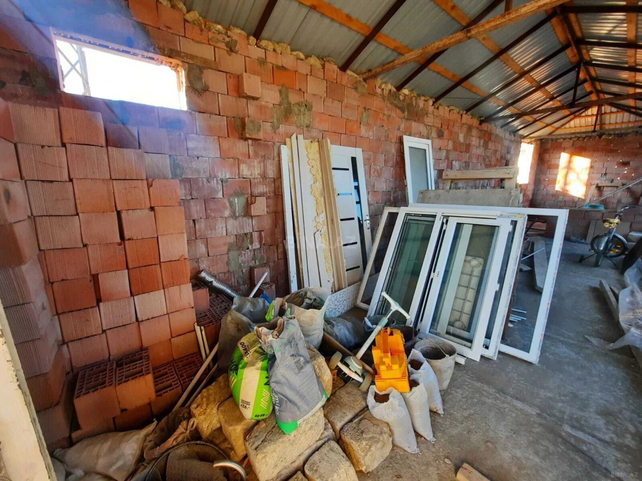 Satılır 2 otaqlı həyət evi 72 m²