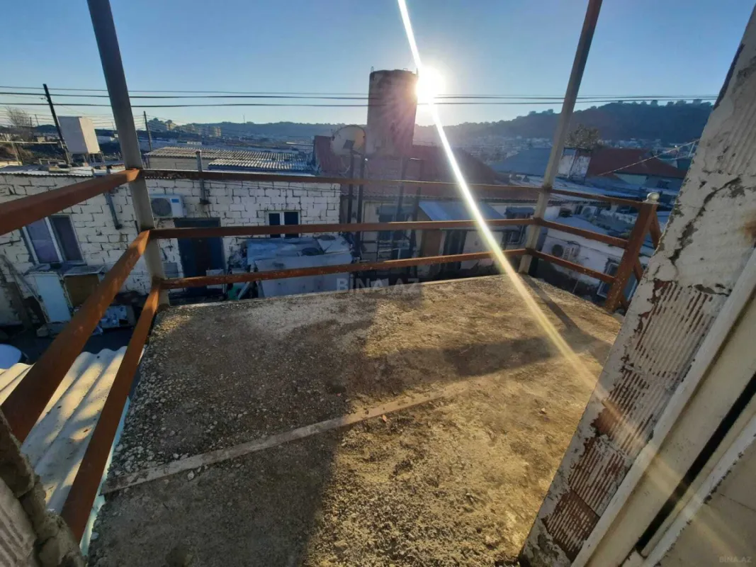 Satılır 2 otaqlı həyət evi 72 m²