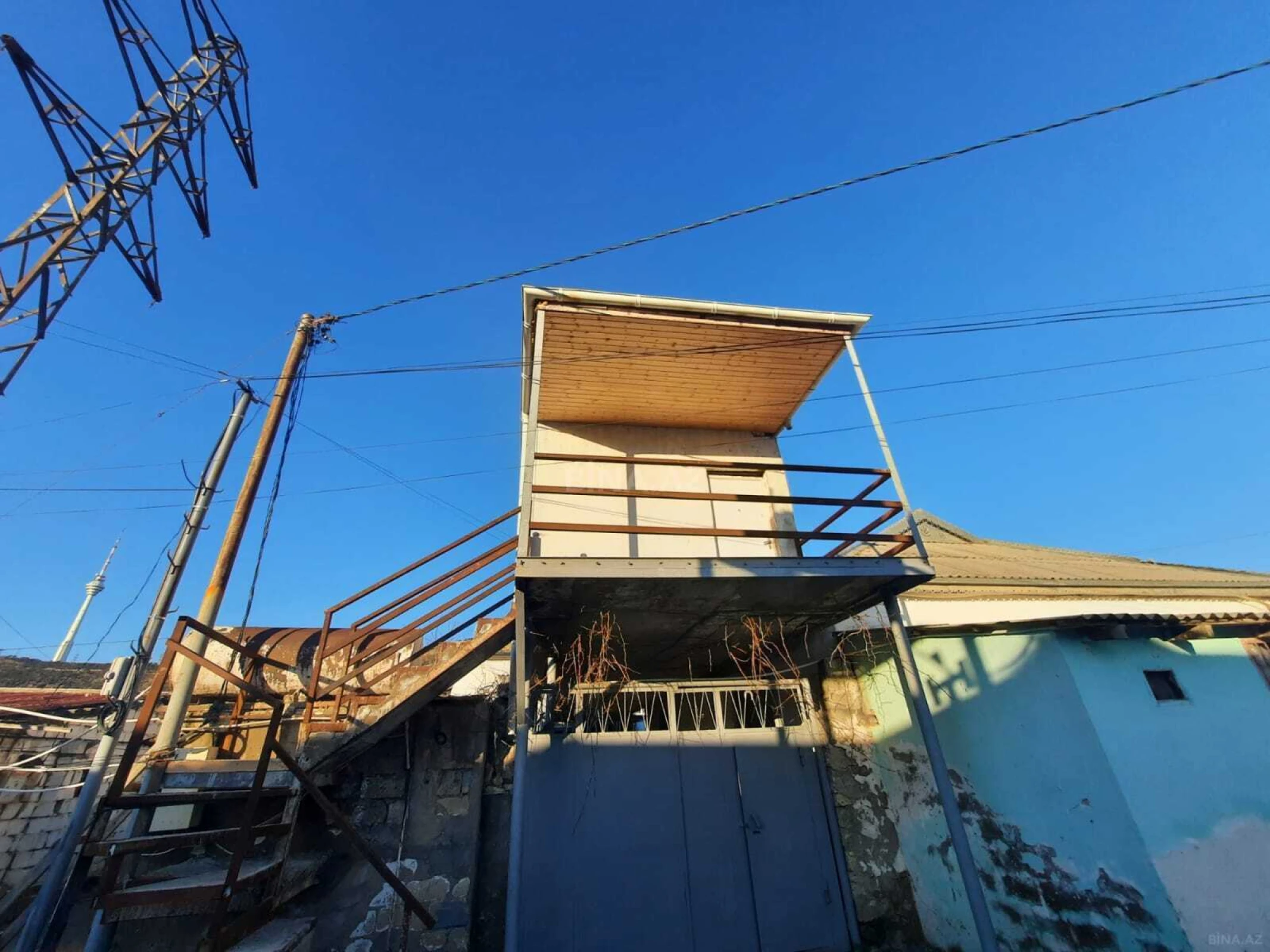 Satılır 2 otaqlı həyət evi 72 m²