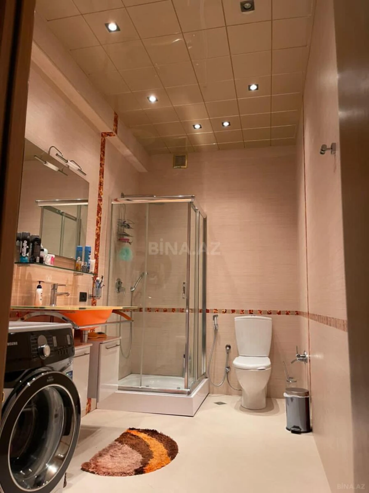 Satılır 4 otaqlı mənzil 190 m²