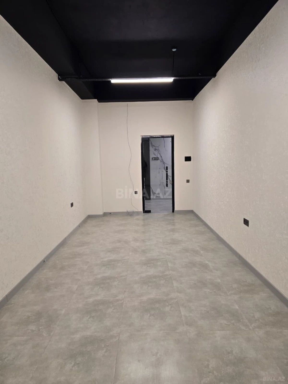 Kirayə verilir 1 otaqlı ofis 95 m²