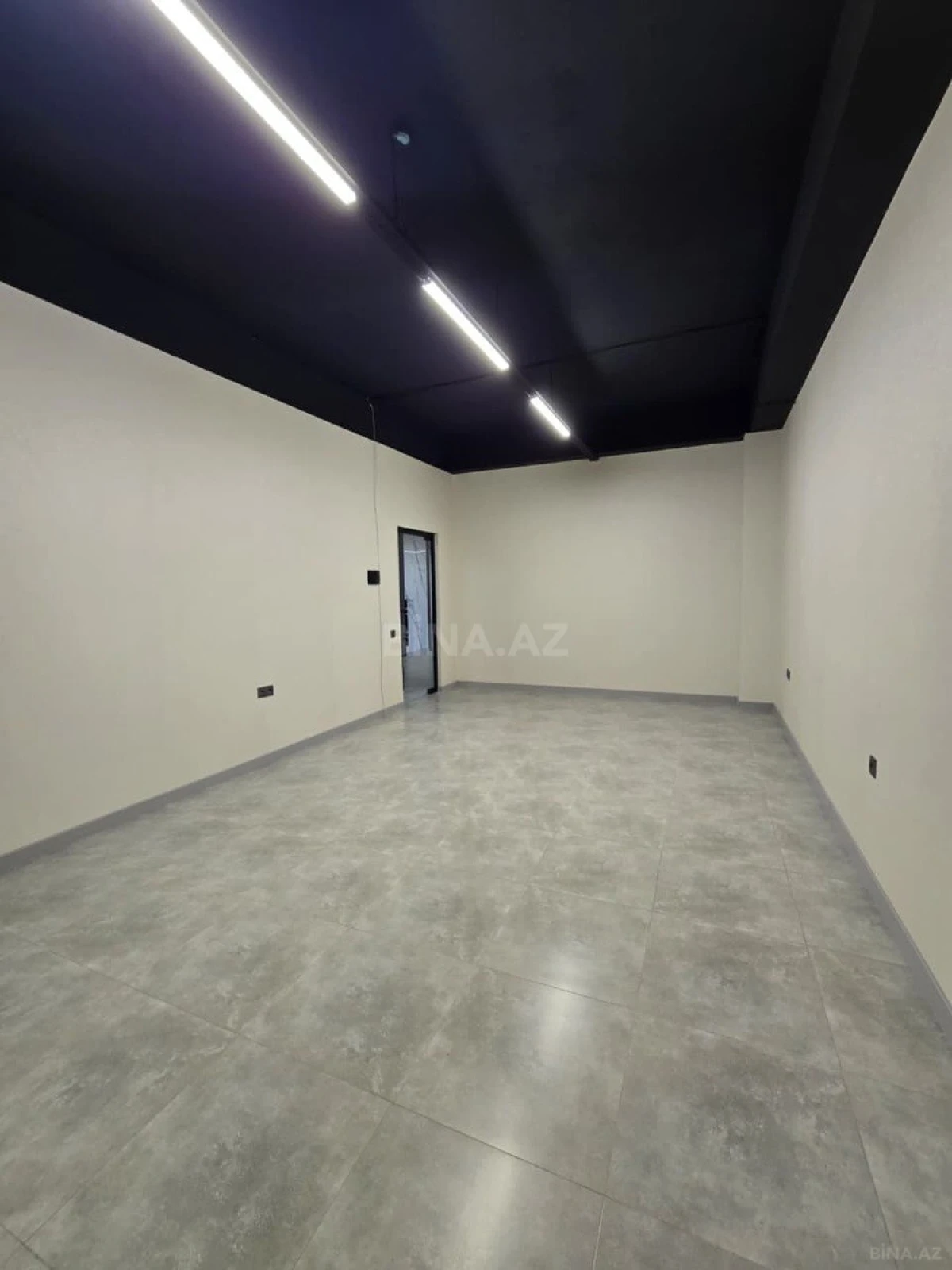 Kirayə verilir 1 otaqlı ofis 95 m²
