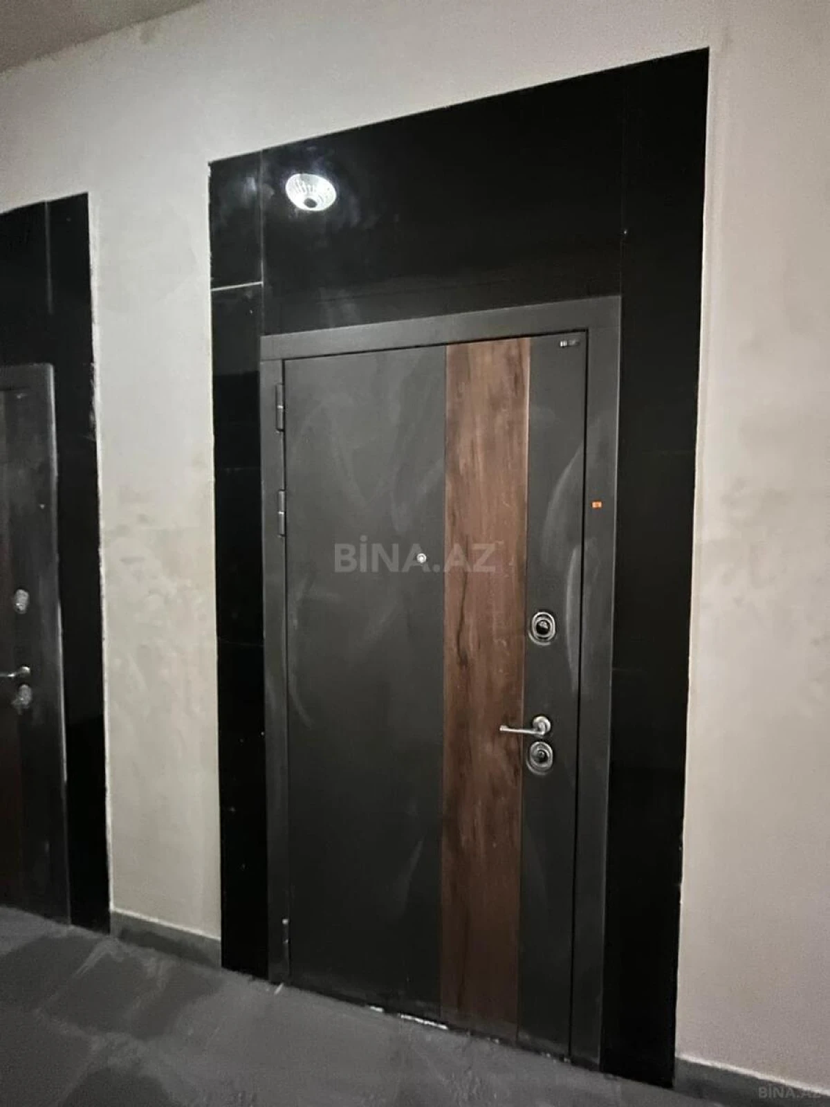 Satılır 1 otaqlı mənzil 65 m²
