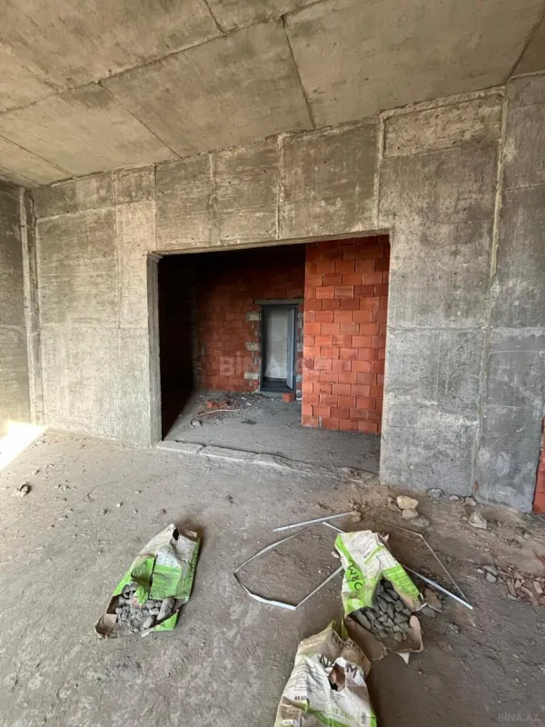 Satılır 1 otaqlı mənzil 65 m²