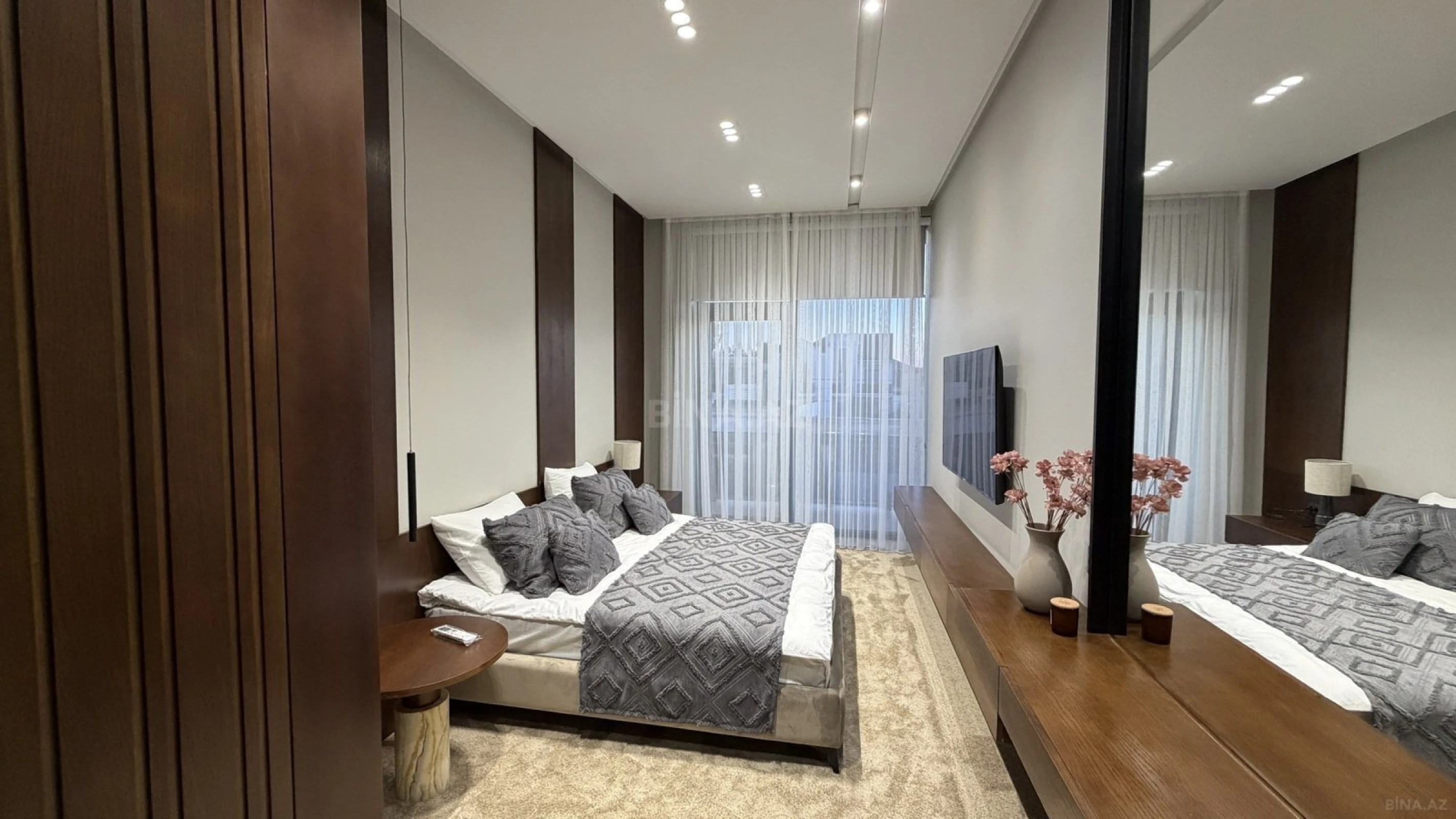 Satılır 4 otaqlı həyət evi 200 m²
