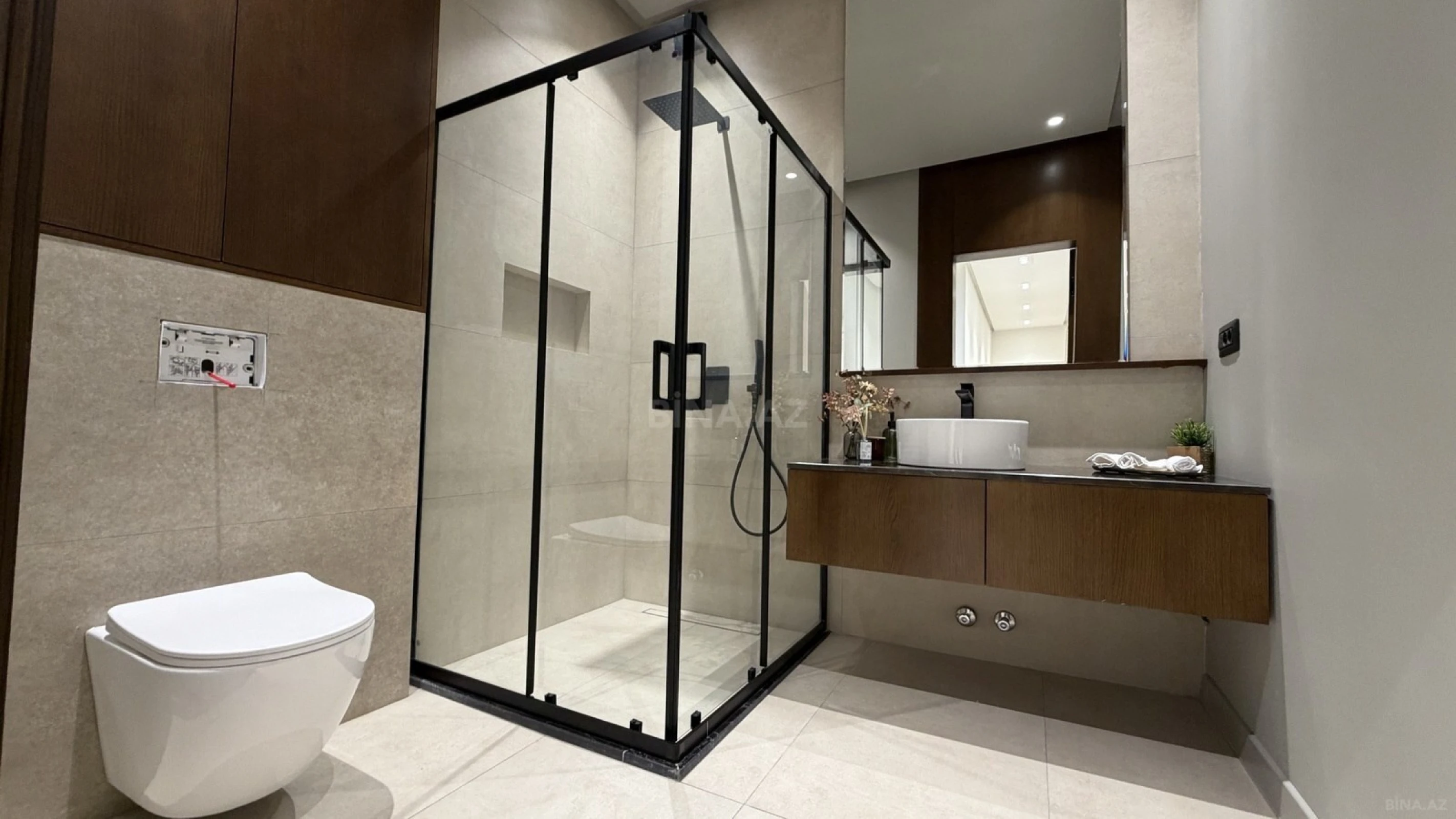 Satılır 4 otaqlı həyət evi 200 m²