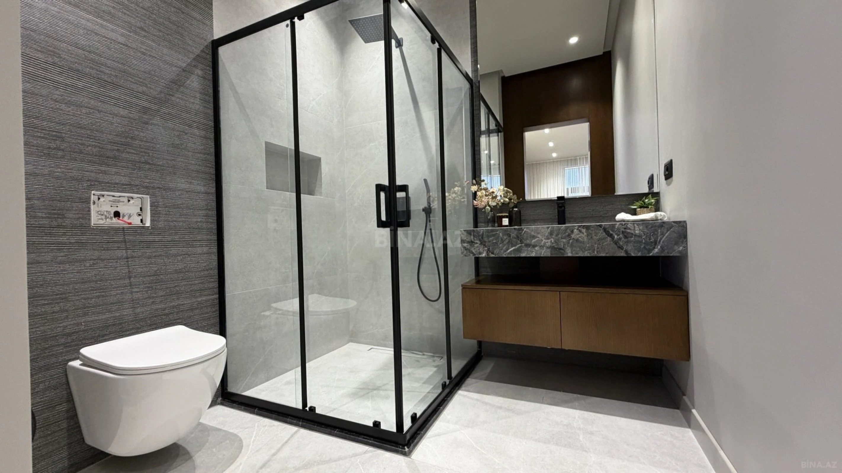 Satılır 4 otaqlı həyət evi 200 m²