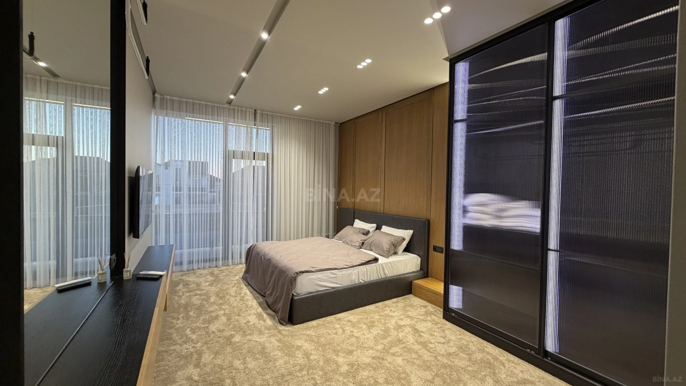 Satılır 4 otaqlı həyət evi 200 m²