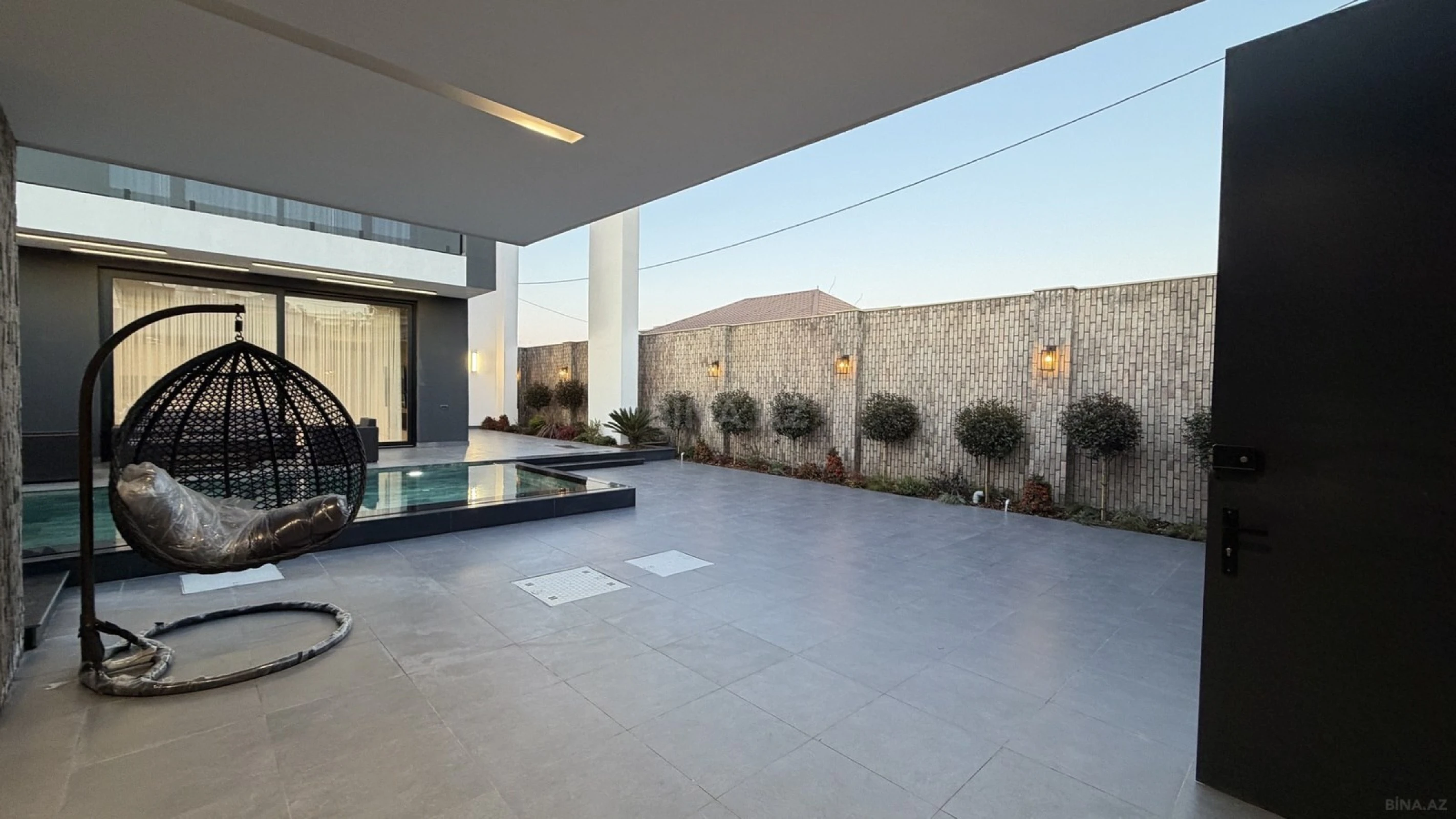 Satılır 4 otaqlı həyət evi 200 m²