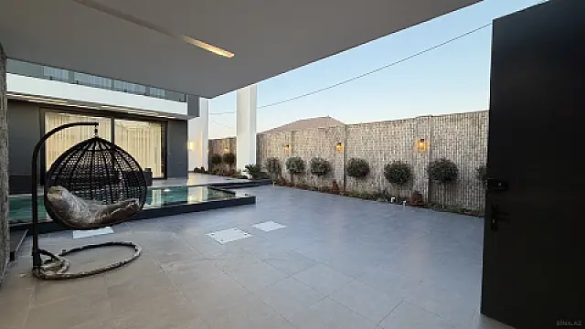 Satılır 4 otaqlı həyət evi 200 m²