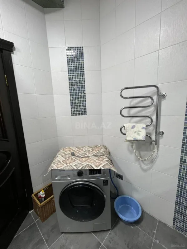 Kirayə verilir 4 otaqlı mənzil 140 m²