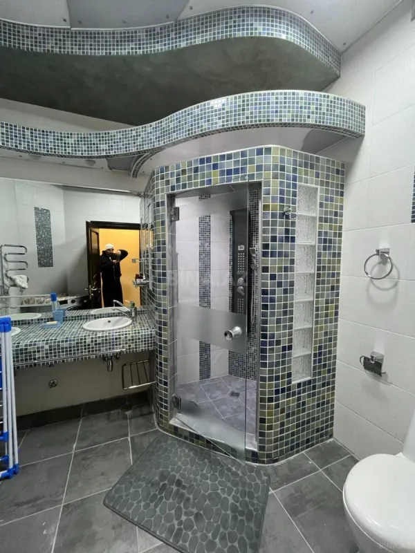 Kirayə verilir 4 otaqlı mənzil 140 m²