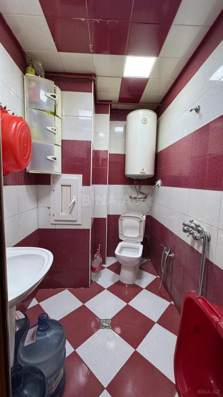 Satılır 4 otaqlı mənzil 110 m²