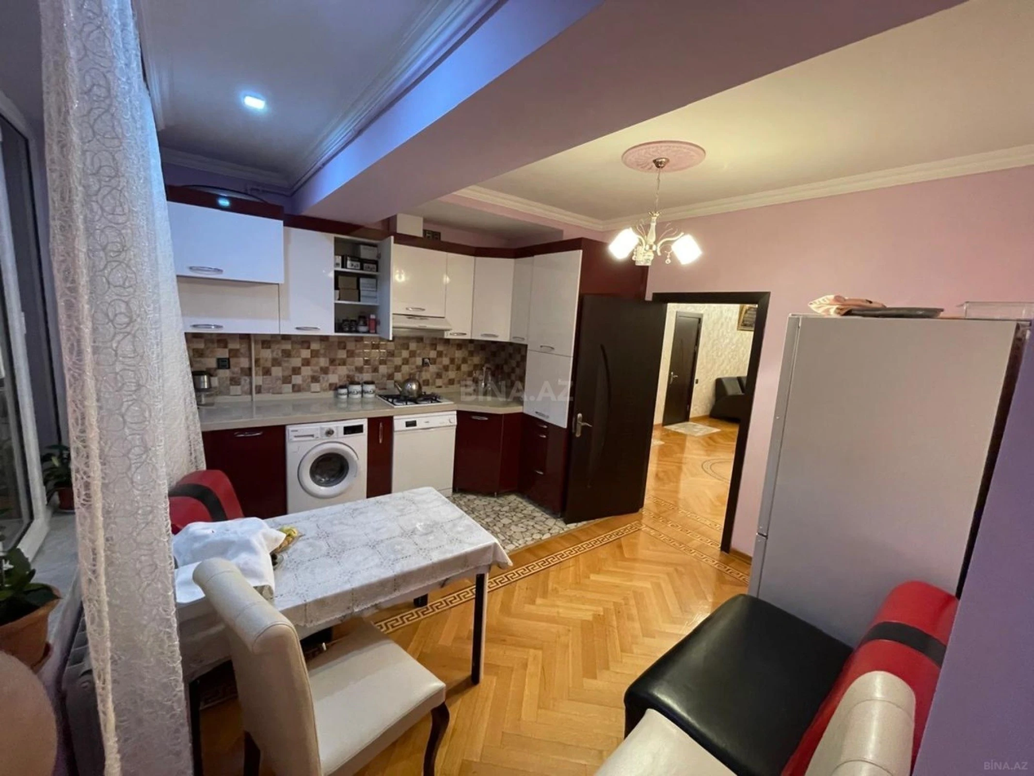 Satılır 3 otaqlı mənzil 130 m²
