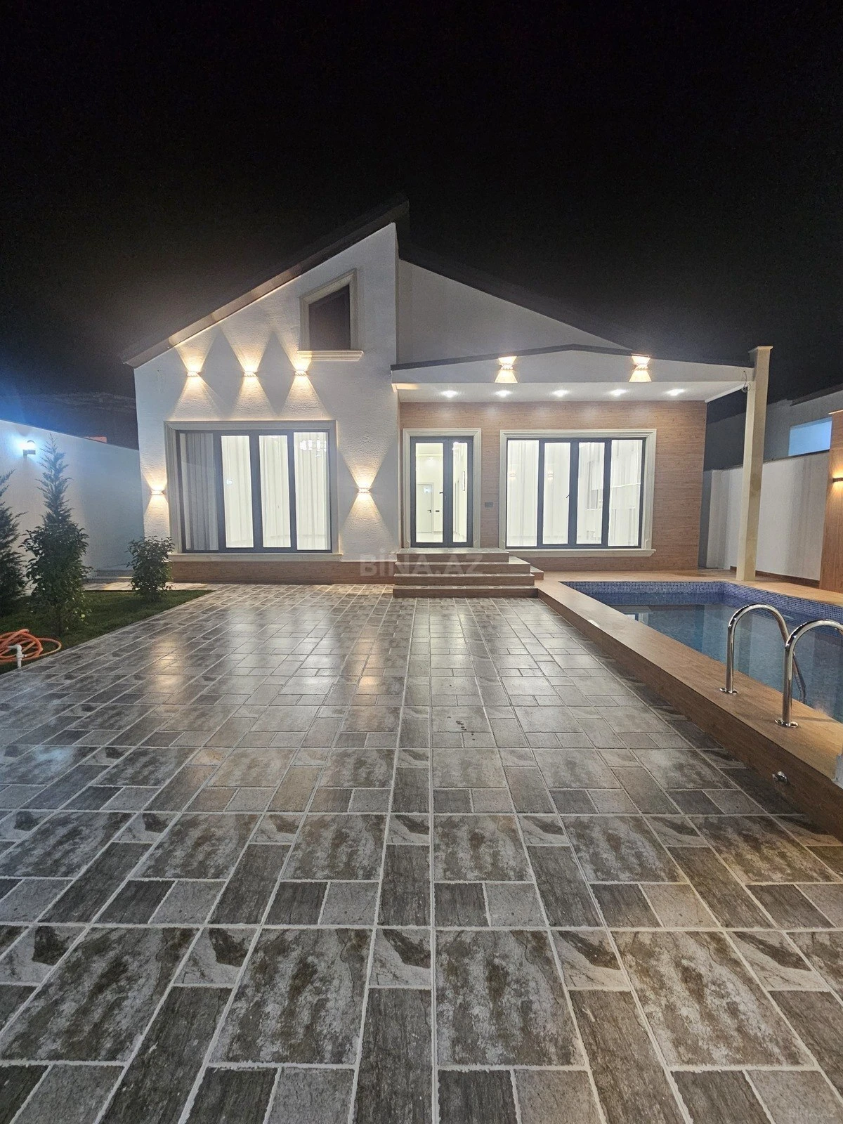 Satılır 4 otaqlı həyət evi 150 m²