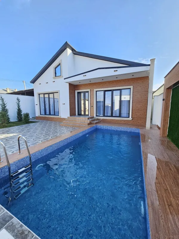 Satılır 4 otaqlı həyət evi 150 m²